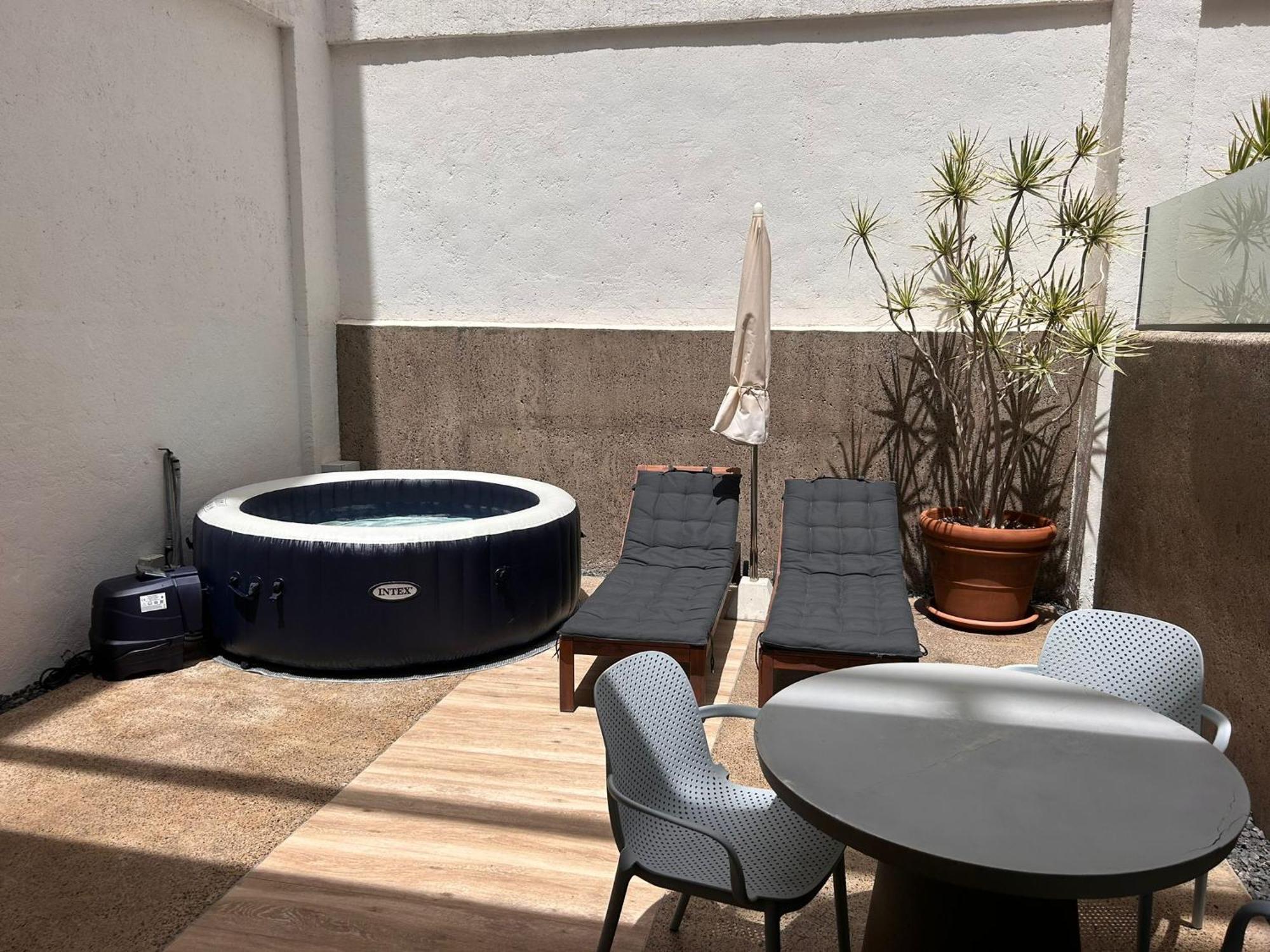 Jable Suites Apartamentos De Lujo En El Centro Corralejo Exterior photo